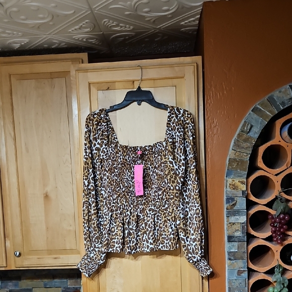 Lilly Pulitzer Demi Long Sleeve Smocked Top My Favorite Spot Brown Animal Print - Picture 1 of 4